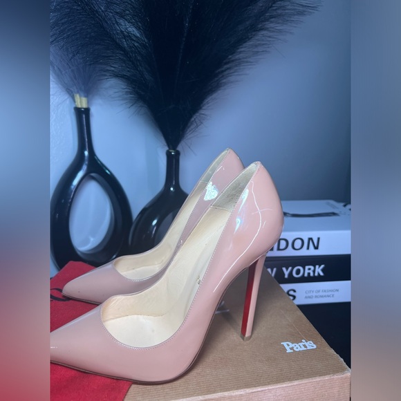 Christian Louboutin So Kate’s size 39 ❤️ - Picture 8 of 9